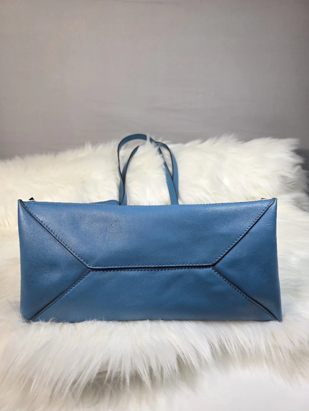 Tess Genuine Leather 